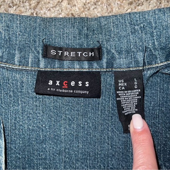 Axcess by Liz Claiborne Jean Jacket - Size Large - Picture 4 of 7